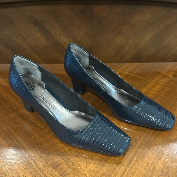 J.Reneé EUC Navy Mary Square-toe Gold accent Lizard Pumps 7M - Picture 2 of 9